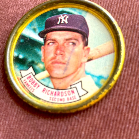 1964 Bobby Richardson collectible metal Round - Picture 1 of 2